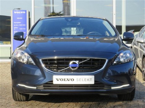 Volvo V40 - 1.6 T2 |120pk| |Momentum| |Navi| |Cruise| - 1