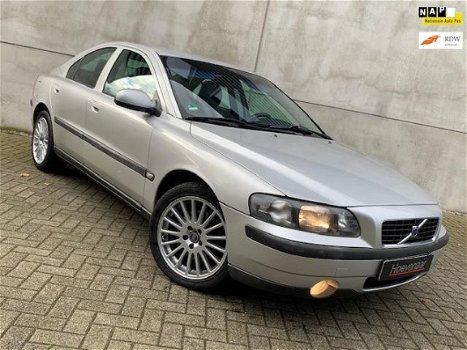 Volvo S60 - 2.4 T Geartronic TUBRO 200PK LEER AUTOMAAT NETTE STAAT - 1