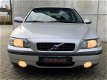 Volvo S60 - 2.4 T Geartronic TUBRO 200PK LEER AUTOMAAT NETTE STAAT - 1 - Thumbnail