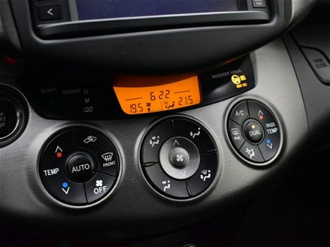 Toyota RAV4 - 2.0 VVTi Dynamic Automaat AWD | Trekhaak | Camera | 4WD - 1
