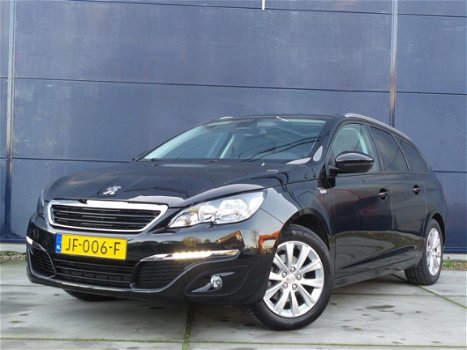 Peugeot 308 SW - 1.2 130pk 6-bak Style met Panorama en Camera en Navigatie - 1