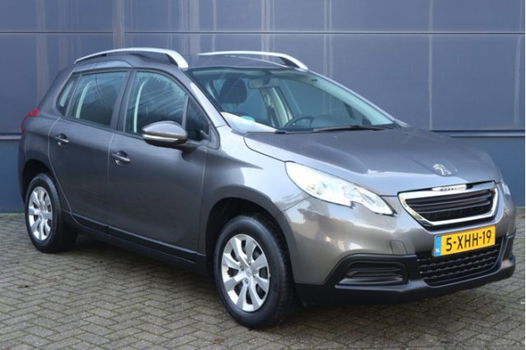 Peugeot 2008 - 1.2 82pk Access / Airco / Cruise Control / Metallic lak / - 1