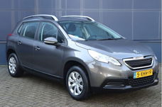 Peugeot 2008 - 1.2 82pk Access / Airco / Cruise Control / Metallic lak /