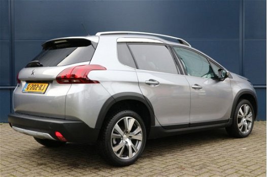 Peugeot 2008 - 1.2 130 pk Allure / Pack Grip Control / Apple Car Play / Camera - 1