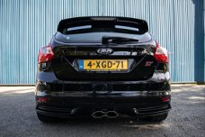 Ford Focus - 2.0 EcoBoost ST-3 NL AUTO #RECARO #NAV #LDR IN PRIJS VERLAAGD