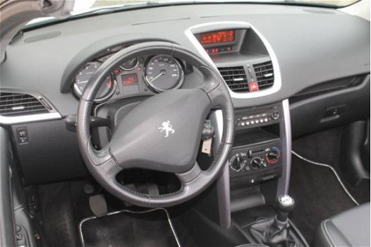 Peugeot 207 - 1.6 16V CC 88KW Leer - 1