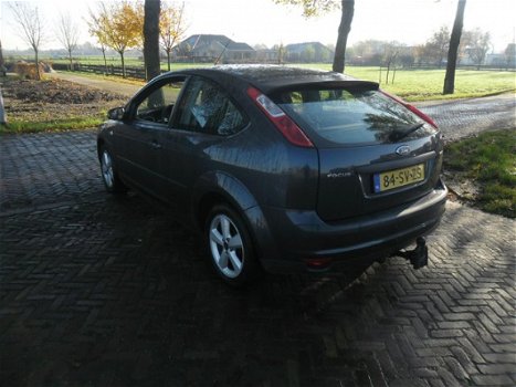 Ford Focus - 1.6 TDCI Futura AIRCO, AIRCO, 2XELECRAMEN, VELGEN - 1