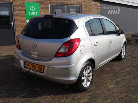 Opel Corsa - 1.2 5-deurs RIJKLAARPRIJS Trekhaak Cruise Controle Automatische Airco Lichtmetalen velg - 1