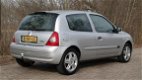 Renault Clio - 1.2-16V Authentique Comfort - 3deurs - Airco - Elek. pakket - 2005 - Inruil mogelijk - 1 - Thumbnail