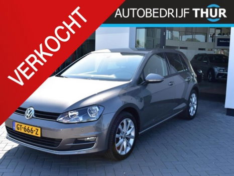 Volkswagen Golf - 1.6 TDI Business Edition Connected Navigatie, ergo stoelen, Stoelverwarming, 17'' - 1