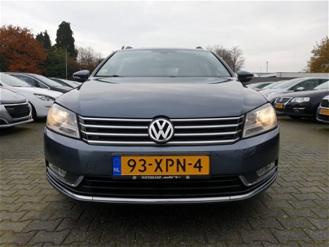 Volkswagen Passat Variant - 1.6 TDI Comfort Executive Line BlueMotion *NAVI+ECC+PDC+CRUISE - 1