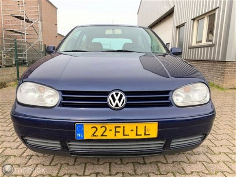 Volkswagen Golf - 2.0 Highline nieuwe apk leer airco - 1