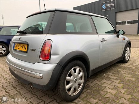 Mini Mini One - 1.6 nieuwe apk leer airco panorama dak enz - 1