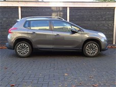 Peugeot 2008 - 1.2 PureTech Active FM NAV/LED/PDC/70.620 KM set winterbanden