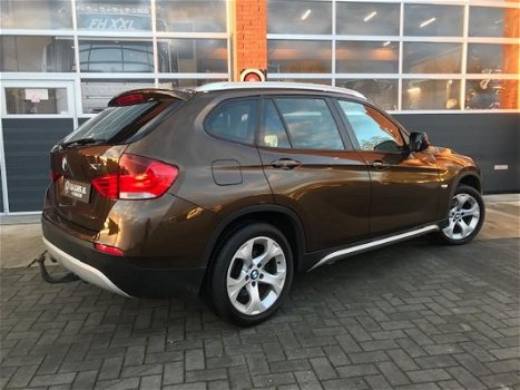 BMW X1 - SDrive18i Executive tweede eigenaar 157.000km aantoonbaar belgische auto - 1