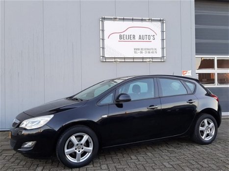 Opel Astra - 1.4 Edition Airco/Trekhaak/16inch/Cruise control - 1