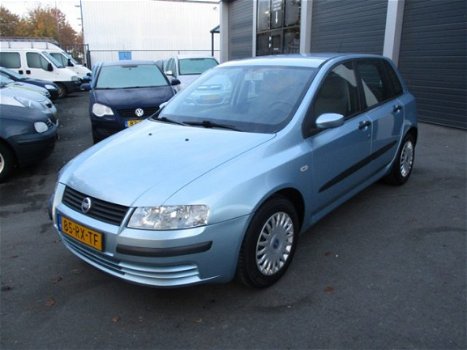 Fiat Stilo - 1.4-16V YOUNG - 1