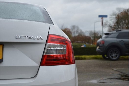 Skoda Octavia - 1.4 TSI Greentech Elegance Businessline - Rijklaarprijs - 1