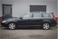 Volvo V70 - 2.0 Summum, Security Line, Leder, Xenon, 1e eigenaar - 1 - Thumbnail