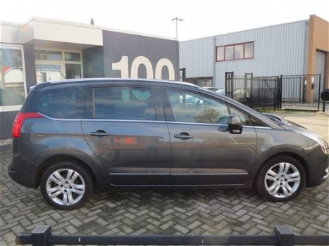 Peugeot 5008 - 1.6 HDi Active 7p - 1