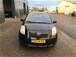 Toyota Yaris - 1.0 VVTi Terra APK/AIRCO/NAP/elekt ramen/meeneemprijs - 1 - Thumbnail