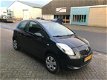 Toyota Yaris - 1.0 VVTi Terra APK/AIRCO/NAP/elekt ramen/meeneemprijs - 1 - Thumbnail