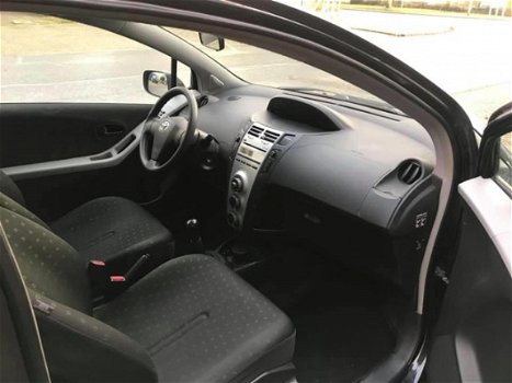 Toyota Yaris - 1.0 VVTi Terra APK/AIRCO/NAP/elekt ramen/meeneemprijs - 1