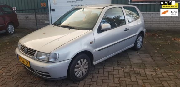 Volkswagen Polo - 1.4 - 1