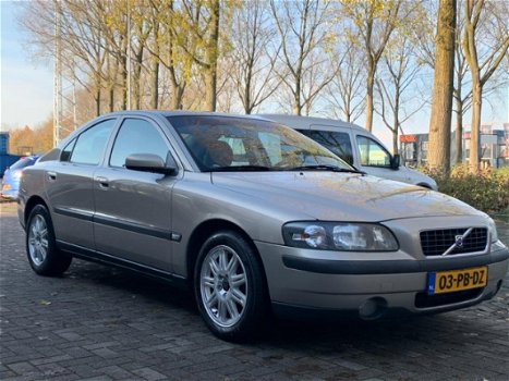 Volvo S60 - 2.4 Sports Edition - 1