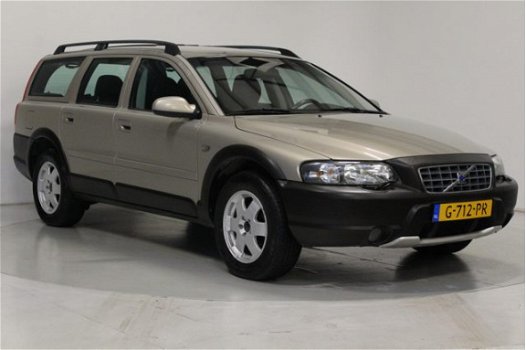 Volvo XC70 - 2.5 T CLIMATE CONTROL CRUISE CONTROL 16 INCH VELGEN - 1