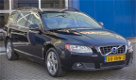 Volvo V70 - 1.6 T4 Momentum - 1 - Thumbnail