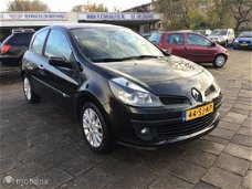 Renault Clio - 1.6-16V Dynamique Luxe