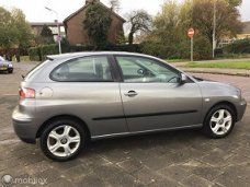 Seat Ibiza - 1.4-16V Signo