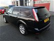 Ford Focus Wagon - 1.6 Comfort , Airco, Trekhaak, LMV, - 1 - Thumbnail