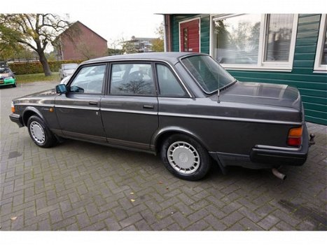 Volvo 240 - GL 2.3 YOUNGTIMER - 1