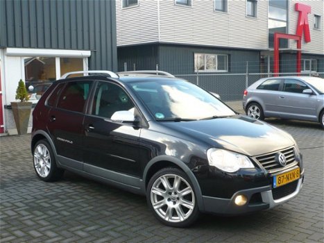 Volkswagen Polo - 1.4-16V Cross - 1