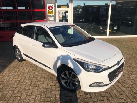 Hyundai i20 - 1.4i i-Catcher *AUTOMAAT/EERSTE EIGENAAR - 1