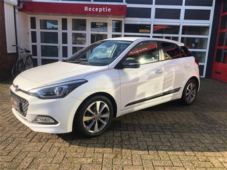 Hyundai i20 - 1.4i i-Catcher *AUTOMAAT/EERSTE EIGENAAR - 1