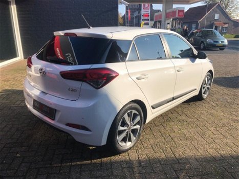 Hyundai i20 - 1.4i i-Catcher *AUTOMAAT/EERSTE EIGENAAR - 1