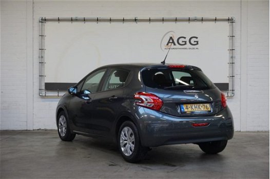 Peugeot 208 - 1.2 VTi Envy Navigatie. Nationale Autopas (NAP) - 1