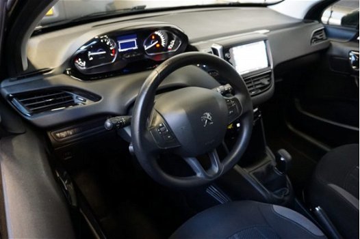 Peugeot 208 - 1.2 VTi Envy Navigatie. Nationale Autopas (NAP) - 1