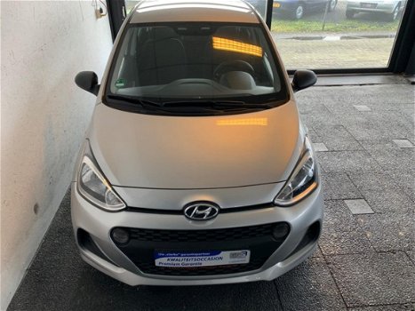 Hyundai i10 - 1.0i i-Premium *AIRCO*GARANTIE*VANAF100EUROPM - 1