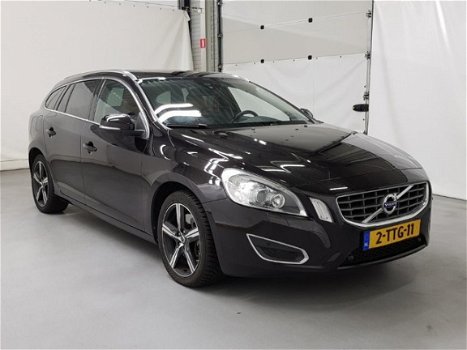 Volvo V60 - 3.0 T6 AWD Summum Bomvoll pano, aut, nappaleder - 1