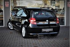 BMW 1-serie - 116i Business Line Ultimate Edition / NAP / Parrot