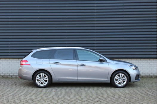 Peugeot 308 - 1.2 PureTech 110 Pk Blue Lease Executive - 1