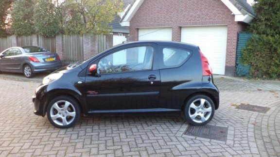 Peugeot 107 - 1.0-12V XR street racing ARCO/APK - 1