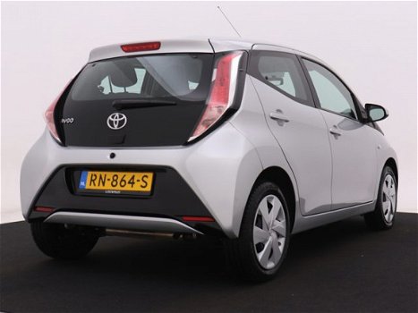 Toyota Aygo - 1.0 Vvt-I X-Play - 1