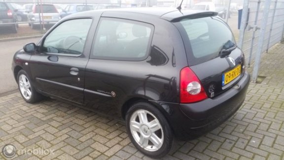 Renault Clio - 1.2-16V Authentique Comfort - 1