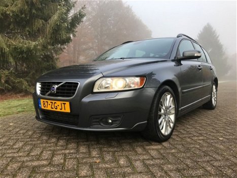 Volvo V50 - 2.4 D5 Edition II *2e eigenaar *APK 07-2020 *NAP - 1