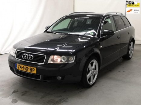 Audi A4 Avant - 2.0 ✅NAP, AIRCO, CRUISE, BOEKJES, TREKHAAK - 1